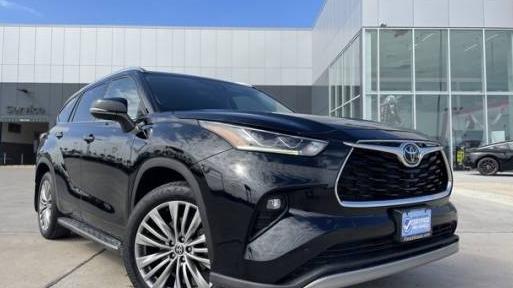 TOYOTA HIGHLANDER 2022 5TDFZRBH3NS181624 image