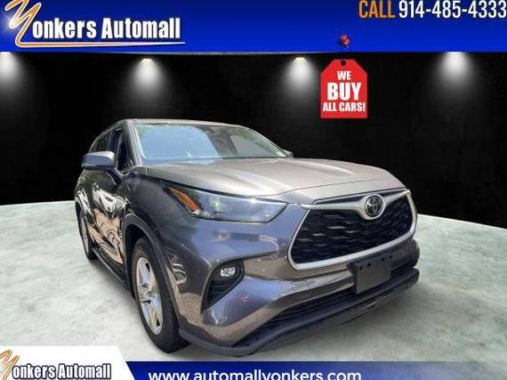 TOYOTA HIGHLANDER 2022 5TDBZRBH2NS192550 image