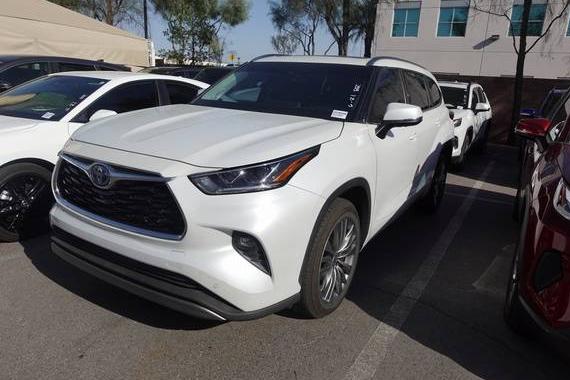 TOYOTA HIGHLANDER 2022 5TDFARAH0NS014968 image