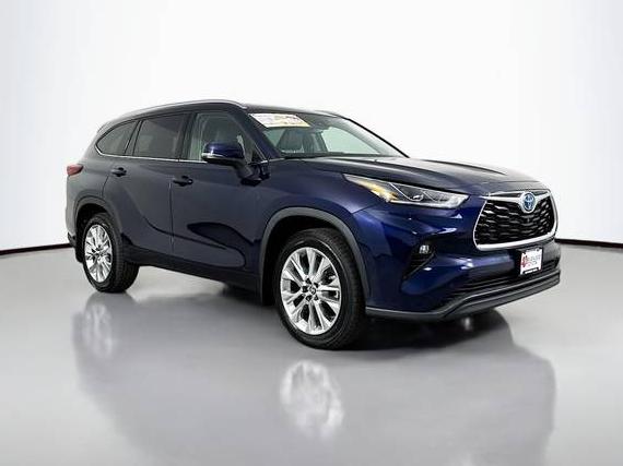 TOYOTA HIGHLANDER 2022 5TDXBRCH6NS554016 image