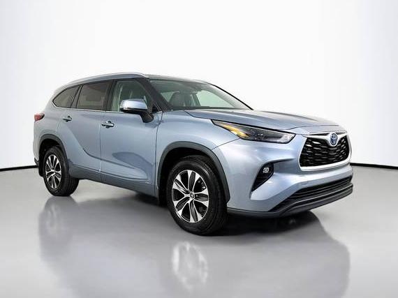 TOYOTA HIGHLANDER 2022 5TDHBRCH5NS097767 image TOYOTA HIGHLANDER 2022 5TDHBRCH5NS097767 image