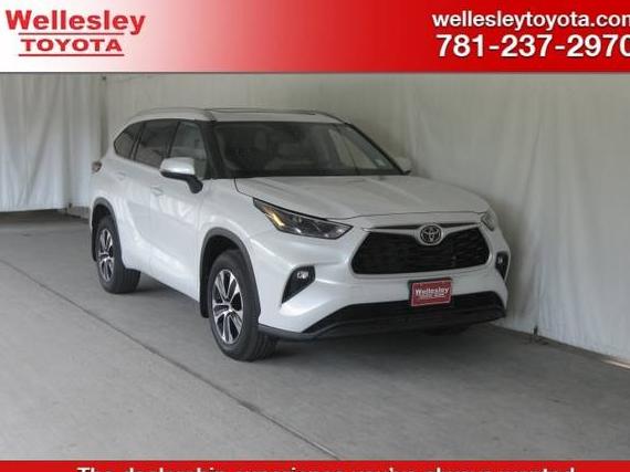 TOYOTA HIGHLANDER 2022 5TDGZRBH5NS243089 image TOYOTA HIGHLANDER 2022 5TDGZRBH5NS243089 image