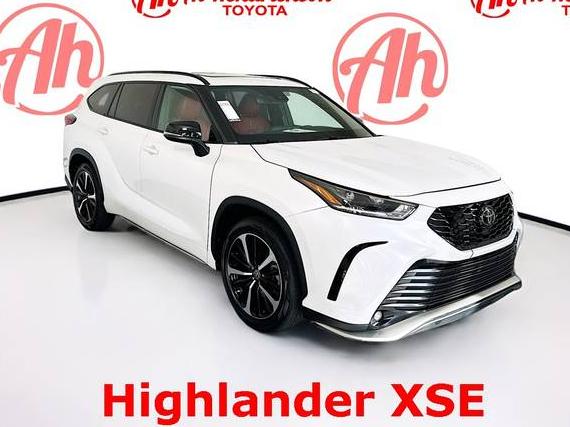 TOYOTA HIGHLANDER 2022 5TDLZRAH1NS102777 image TOYOTA HIGHLANDER 2022 5TDLZRAH1NS102777 image