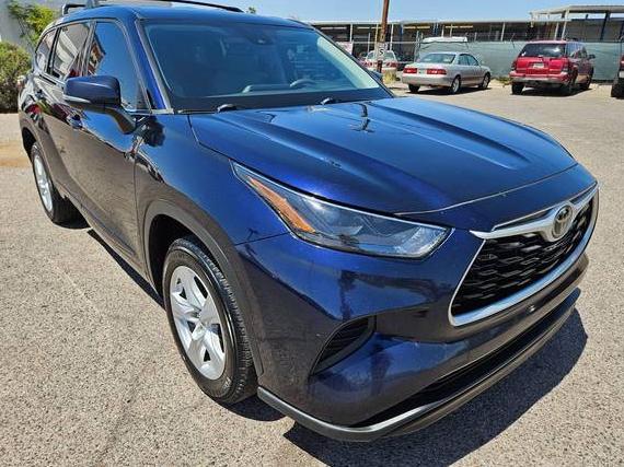 TOYOTA HIGHLANDER 2022 5TDCZRAH8NS135100 image