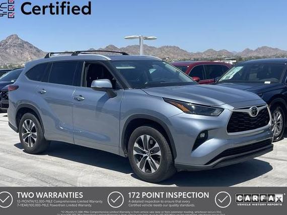 TOYOTA HIGHLANDER 2022 5TDHZRAH7NS111800 image