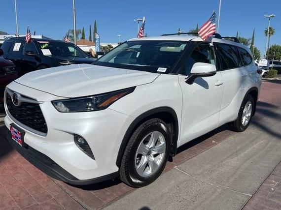 TOYOTA HIGHLANDER 2022 5TDBZRBH0NS255600 image