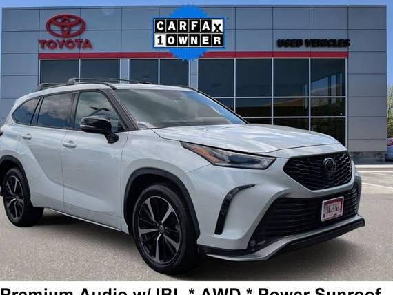TOYOTA HIGHLANDER 2022 5TDJZRBH4NS183893 image