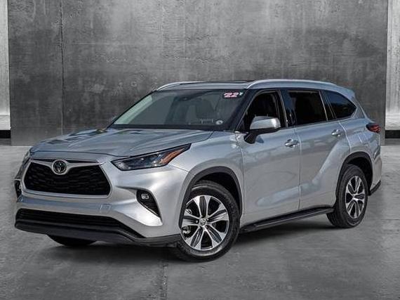 TOYOTA HIGHLANDER 2022 5TDGZRAH9NS140212 image