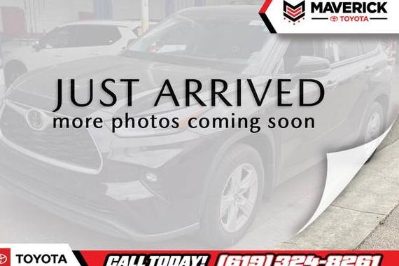 TOYOTA HIGHLANDER 2022 5TDZZRAH7NS092119 image