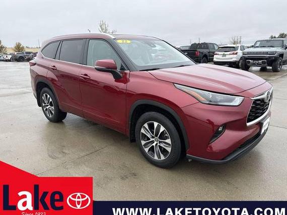 TOYOTA HIGHLANDER 2022 5TDGZRBH9NS221354 image TOYOTA HIGHLANDER 2022 5TDGZRBH9NS221354 image