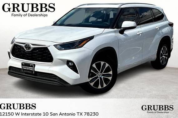 TOYOTA HIGHLANDER 2022 5TDGZRAH9NS090573 image TOYOTA HIGHLANDER 2022 5TDGZRAH9NS090573 image