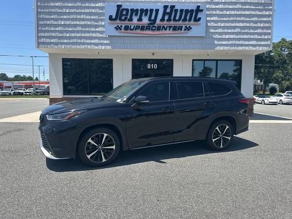 TOYOTA HIGHLANDER 2022 5TDLZRAH1NS141692 image