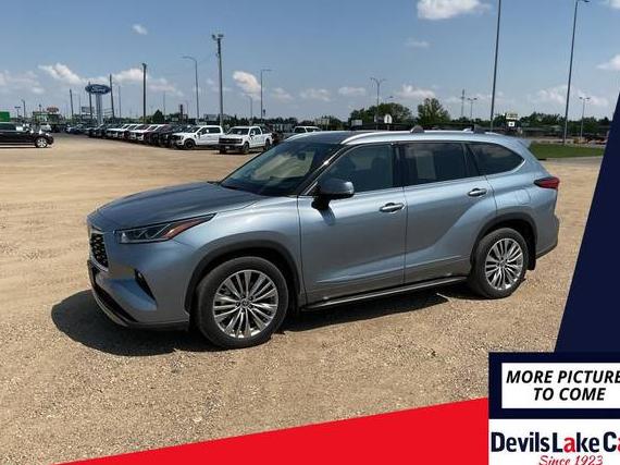 TOYOTA HIGHLANDER 2022 5TDFZRBH9NS220698 image
