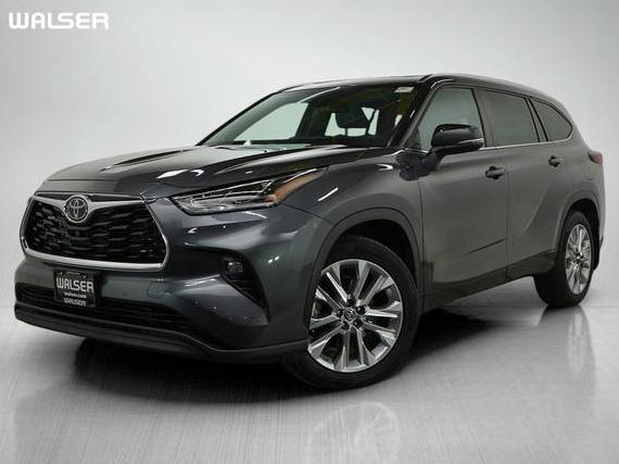 TOYOTA HIGHLANDER 2022 5TDDZRBHXNS197620 image
