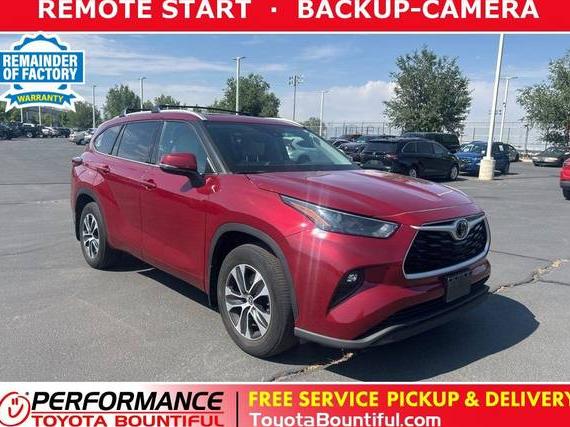TOYOTA HIGHLANDER 2022 5TDHZRBHXNS181435 image