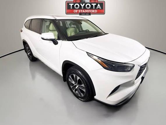 TOYOTA HIGHLANDER 2022 5TDGZRBH8NS591713 image TOYOTA HIGHLANDER 2022 5TDGZRBH8NS591713 image