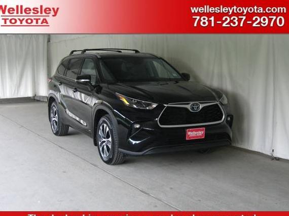 TOYOTA HIGHLANDER 2022 5TDGBRCH1NS554649 image