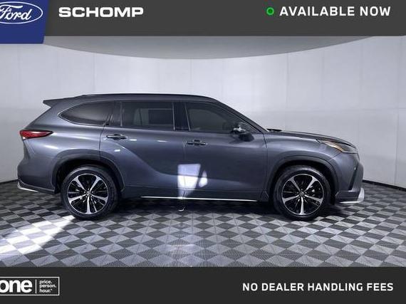 TOYOTA HIGHLANDER 2022 5TDJZRBH2NS199042 image