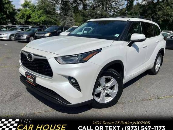 TOYOTA HIGHLANDER 2022 5TDBZRBH6NS586486 image