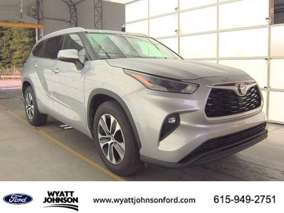 TOYOTA HIGHLANDER 2022 5TDGZRAH2NS559311 image