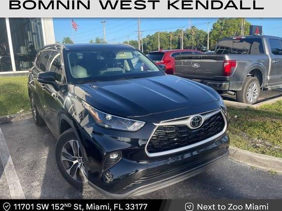 TOYOTA HIGHLANDER 2022 5TDGZRAHXNS092459 image