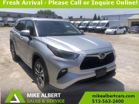 TOYOTA HIGHLANDER 2022 5TDGZRBHXNS578882 image