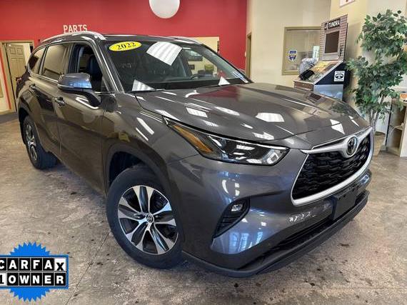 TOYOTA HIGHLANDER 2022 5TDGZRBH5NS239799 image TOYOTA HIGHLANDER 2022 5TDGZRBH5NS239799 image