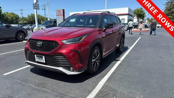 TOYOTA HIGHLANDER 2022 5TDJZRBH6NS245696 image