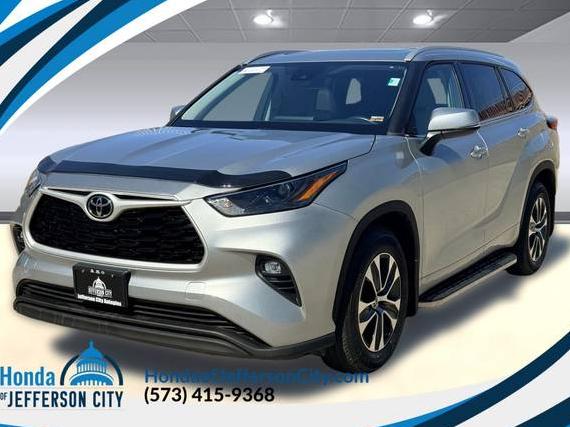 TOYOTA HIGHLANDER 2022 5TDGZRBH9NS566321 image