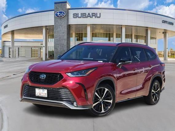 TOYOTA HIGHLANDER 2022 5TDLZRAH5NS113555 image