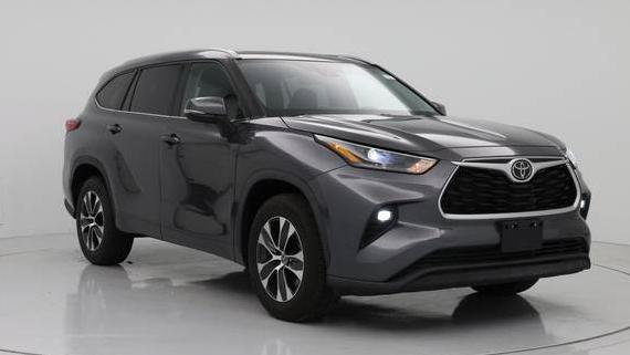 TOYOTA HIGHLANDER 2022 5TDGZRAH9NS114399 image