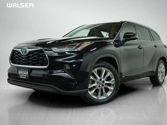 TOYOTA HIGHLANDER 2022 5TDXBRCH1NS538130 image