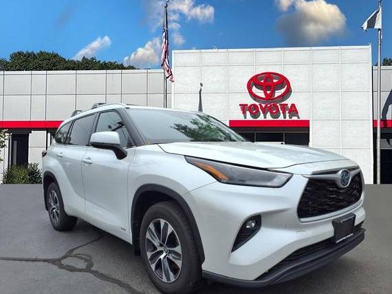 TOYOTA HIGHLANDER 2022 5TDGBRCH1NS561097 image