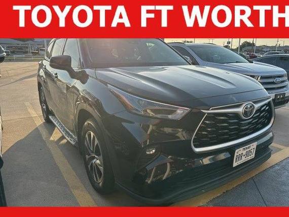 TOYOTA HIGHLANDER 2022 5TDGZRAH7NS550393 image