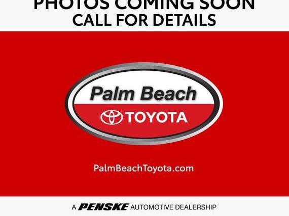 TOYOTA HIGHLANDER 2022 5TDGZRAH9NS127881 image