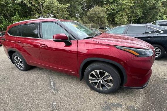 TOYOTA HIGHLANDER 2022 5TDHBRCH7NS562081 image