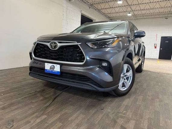TOYOTA HIGHLANDER 2022 5TDBZRBH9NS221784 image TOYOTA HIGHLANDER 2022 5TDBZRBH9NS221784 image
