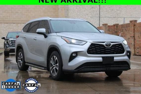 TOYOTA HIGHLANDER 2022 5TDGZRAH5NS559870 image