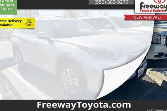 TOYOTA HIGHLANDER 2022 5TDHZRBH7NS207778 image