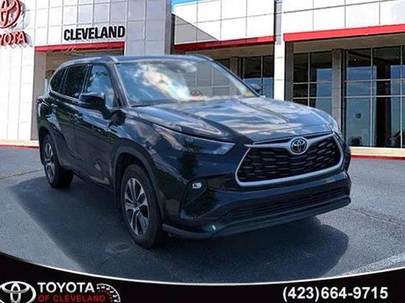 TOYOTA HIGHLANDER 2022 5TDGZRBHXNS591230 image