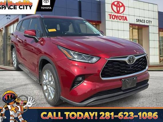 TOYOTA HIGHLANDER 2022 5TDDZRBH0NS586914 image