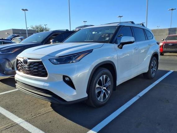 TOYOTA HIGHLANDER 2022 5TDHZRBH9NS178333 image