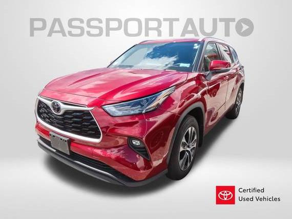 TOYOTA HIGHLANDER 2022 5TDGZRBHXNS244285 image