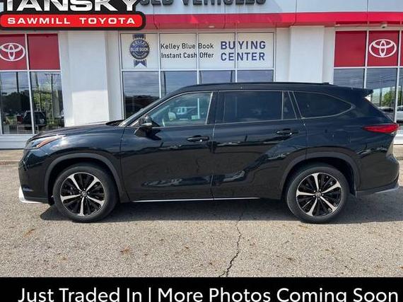 TOYOTA HIGHLANDER 2022 5TDLZRBH7NS179958 image