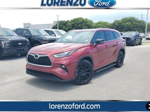 TOYOTA HIGHLANDER 2022 5TDGZRAH8NS118752 image