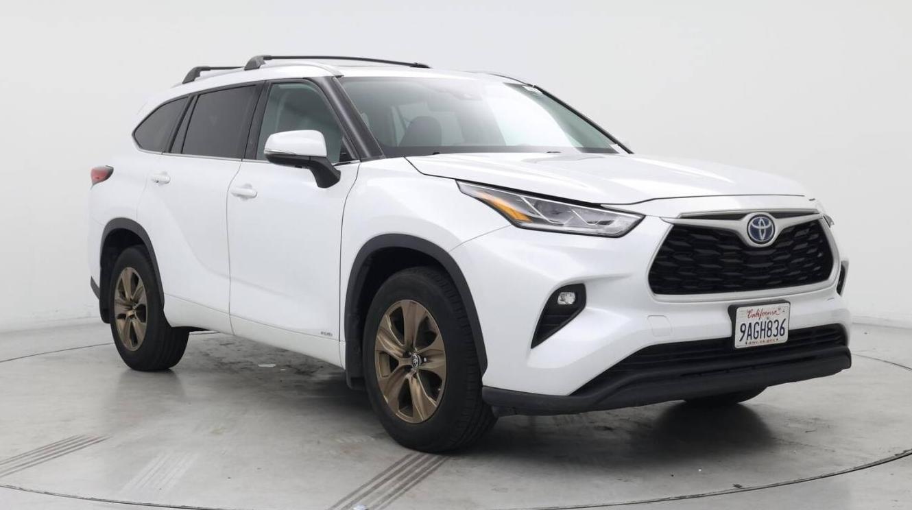 TOYOTA HIGHLANDER 2022 5TDABRCH0NS547097 image