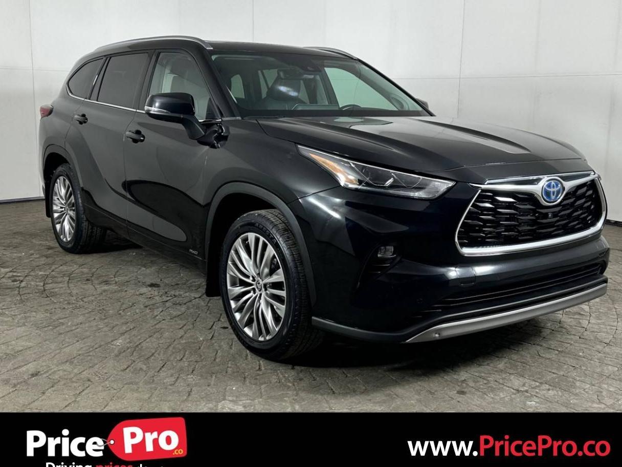 TOYOTA HIGHLANDER 2022 5TDEBRCH1NS095453 image