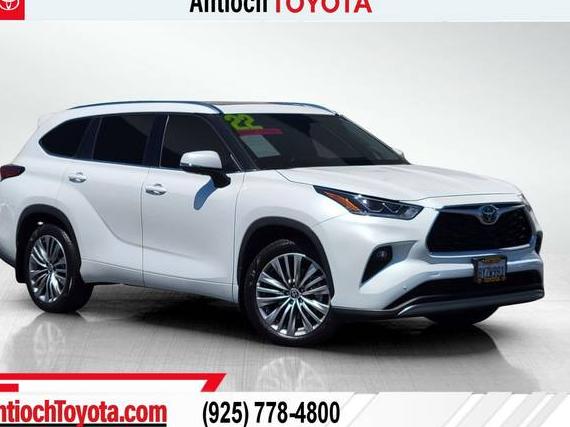 TOYOTA HIGHLANDER 2022 5TDFZRBH5NS164453 image