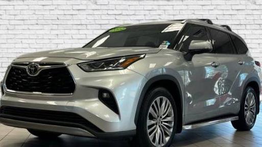 TOYOTA HIGHLANDER 2022 5TDFZRBH6NS190785 image