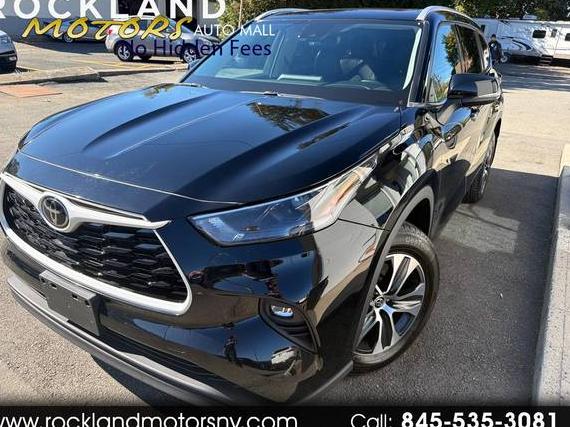 TOYOTA HIGHLANDER 2022 5TDGZRBH6NS578748 image